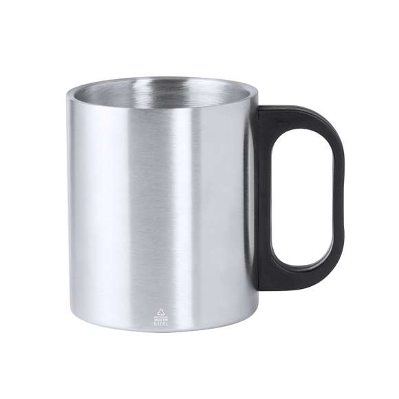 Original taza de Acero Inox Reciclado, con doble pared y 300 ml de capacidad. Cómoda asa en resistente PP, con logotipo Acero Inox Reciclado y disponible en varios colores. Presentada en caja individual de diseño kraft y en bolsa reciclada.El acero es uno de los materiales más demandados y que puede encontrarse casi en todas partes, desde productos de uso diario a grandes construcciones. Con innumerables propiedades, entre las que cabe destacar la durabilidad y su alto grado de reutilización, convirtiéndolo en una alternativa muy valorada en soluciones de sostenibilidad. Debidamente tratado, permite obtener nuevos recursos de infinita utilización.