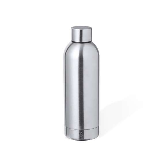 Bidón térmico de doble capa en Acero Inox Reciclado de 500 ml de capacidad. Cierre de rosca para un sellado óptimo y con logotipo Acero Inox Reciclado. Presentado en atractiva caja de diseño kraft.El acero es uno de los materiales más demandados y que puede encontrarse casi en todas partes, desde productos de uso diario a grandes construcciones. Con innumerables propiedades, entre las que cabe destacar la durabilidad y su alto grado de reutilización, convirtiéndolo en una alternativa muy valorada en soluciones de sostenibilidad. Debidamente tratado, permite obtener nuevos recursos de infinita utilización.