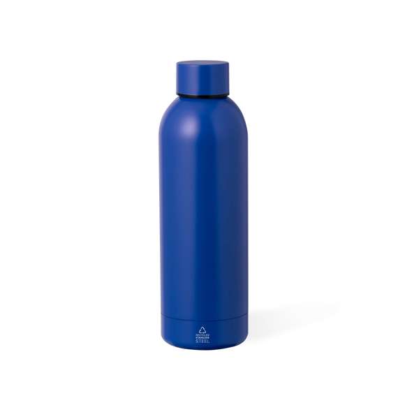 Bidón térmico de doble capa en Acero Inox Reciclado de 550 ml de capacidad, disponible en variada gama de colores metalizados de acabado mate. Con logotipo Acero Inox Reciclado. Presentado en atractiva caja de diseño kraft.El acero es uno de los materiales más demandados y que puede encontrarse casi en todas partes, desde productos de uso diario a grandes construcciones. Con innumerables propiedades, entre las que cabe destacar la durabilidad y su alto grado de reutilización, convirtiéndolo en una alternativa muy valorada en soluciones de sostenibilidad. Debidamente tratado, permite obtener nuevos recursos de infinita utilización.