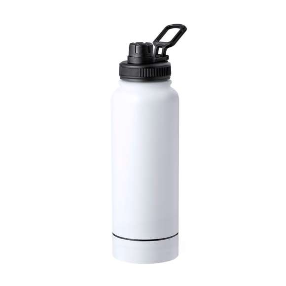 Bidón térmico de doble capa con 1L de capacidad en acero inox. Tapón de rosca de color negro con dosificador y asa de transporte. Además, en la base tiene un compartimento de rosca para guardar pequeños objetos. Disponible en elegantes colores. Presentado en caja de diseño kraft.
