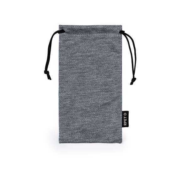 Funda para gafas en suave microfibra RPET y amplia gama de divertidos colores, con cordones autocierre. Con logotipo en etiqueta. El material RPET se elabora a partir de plástico reciclado, para así fomentar la reutilización de residuos plásticos y ayudar a la sostenibilidad del planeta.