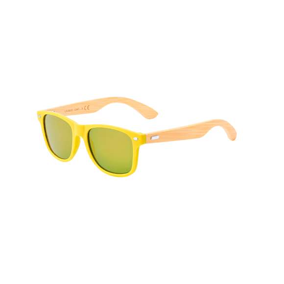 Gafas de sol fabricadas en bambú con protección UV400. Montura de colores en resistente material PC y patillas en bambú. Lentes AC (acetato de celulosa) de acabado espejo, disponibles en variada gama de colores en combinación con la montura. Presentada en atractiva bolsa de papel diseño kraft.Materiales como el bambú fomentan la utilización de materias primas naturales, reduciendo las emisiones contaminantes. Proviene de una planta de gran resistencia y versatilidad, con crecimiento y regeneración rápidos, siendo una excelente alternativa al uso de madera tradicional.