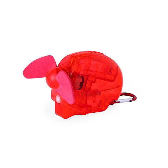 Ventilador vaporizador de 35 ml de capacidad. Presento con cuerpo translúcido y aspas de EVA. Se alimenta con 1 pilas AA (no incluidas). Disponible en colores variados, con un práctico mosquetón a juego. Presentado individualmente en caja.