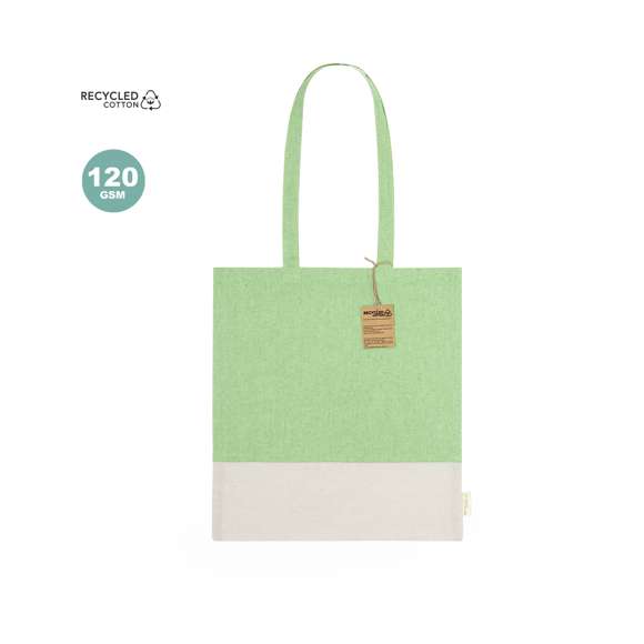 Bolsa en material 100% algodón reciclado de 120 g/m2. Asas largas de 70cm con refuerzo y de acabado cosido. Logotipo en etiqueta lateral y resistencia hasta 8 kg de peso. Disponible en variada gama de colores nature con base de color natural.