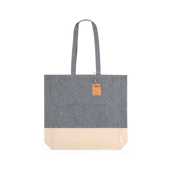 Bolsa en material 100% algodón reciclado de 120 g/m2. Asas largas de 70cm con refuerzo, de acabado cosido y fuelle. Logotipo en etiqueta lateral y resistencia hasta 8 kg de peso. Disponible en variada gama de colores nature con base de color natural.