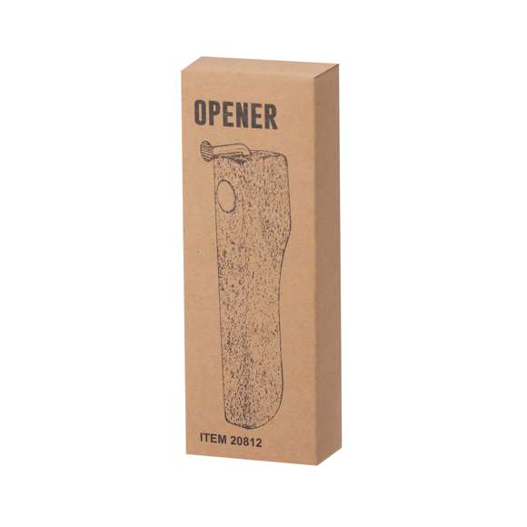 Original abridor de botellas en madera. De diseño industrial, fabricado en suave madera natural con abridor en forma de clavo y prácticos imanes para sujetar la chapa y poder colocarlo en cualquier superficie metálica. Presentado en caja de diseño kraft.