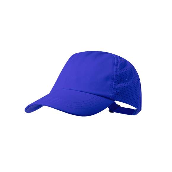 Gorra deportiva de 5 paneles fabricada en suave y resistente microfibra. Con redecilla transpirable a juego en paneles laterales, y cierre de hebilla ajustable.