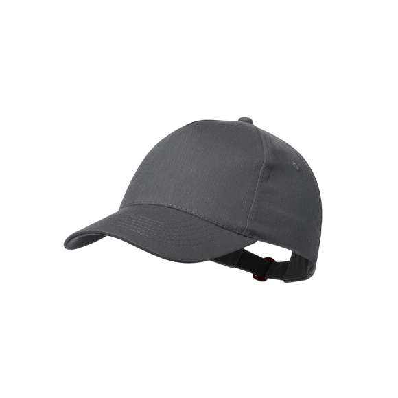 Gorra de 5 paneles en 100% algodón reciclado de suave acabado. Con cierre ajustable de hebilla y orificios de ventilación bordados. Disponible en variada gama de colores, con logotipo en etiqueta.