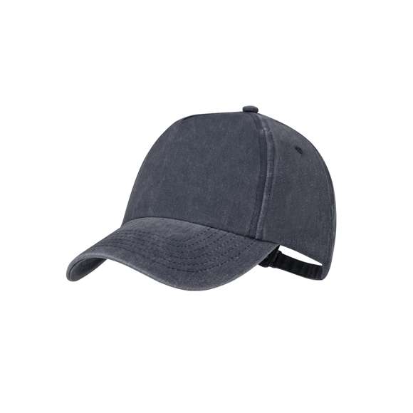 Gorra de 5 paneles de acabado efecto lavado. Fabricada en suave algodón 100%, con orificios de ventilación bordados. Con cierre trasero ajustable de hebilla metálica y disponible en variada gama de colores naturales.