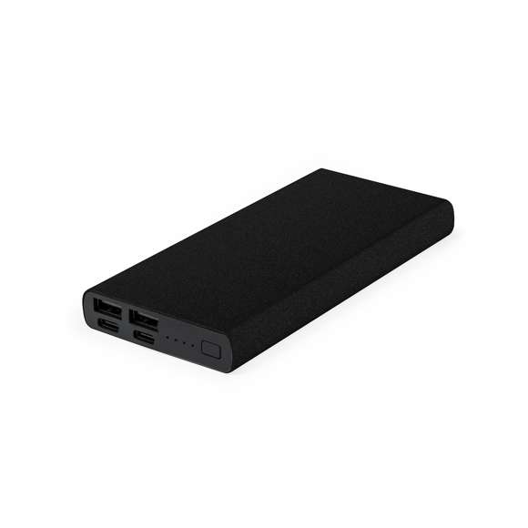 Batería auxiliar externa de gran capacidad de carga -10.000 mAh- con cuerpo acabado en resistente aluminio. Con salidas USB y Tipo C dual para cargar tres dispositivos simultáneamente y 1 conexión para entrada Tipo C. LEDs indicadores de estado de carga, diseño recto extraplano y amplia superficie de marcaje, especialmente recomendada para láser. Presentada en atractiva caja de diseño kraft. Disponible manual de instrucciones en español e inglés.Las capacidades mostradas en todas nuestras baterías auxiliares externas son reales, incorporando todas ellas baterías de grado A y no recicladas, con una vida útil de al menos 500 ciclos de carga y según normativa CE. Además, están fabricadas conforme a los estándares RoHS y en cumplimiento con los siguientes requisitos de seguridad:Sistema de protección contra sobrecarga del power bank. Sistema de protección contra descarga completa que proporciona una mayor durabilidad del power bank. Sistema de bloqueo para evitar cortocircuitos. Sistema de transferencia de carga constante, acorde con la capacidad del dispositivo de destino.10000 mAh. Salida USB. Entrada Micro USB