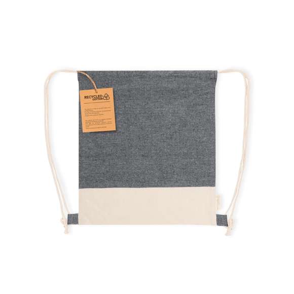 Mochila de cuerdas confeccionada en material 100% algodón reciclado de 120 g/m2. Las cuerdas de autocierre también están fabricadas en algodón con argollas de tela. La base presenta un color natural a juego con las cuerdas, con el logotipo eco visible en la etiqueta lateral. Disponible en una variada gama de colores nature. Resistencia hasta 6kg de peso.