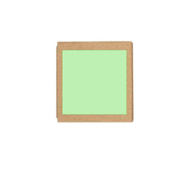Portanotas fabricado en cartón reciclado. Práctico cubo desplegable con 320 hojas de 7,5x7,5 cm y 125 mininotas adhesivas de 1,5x5cm en variados colores, con práctico hueco para usar como lapicero. El cartón reciclado proviene del reaprovechamiento de excedente de fabricaciones y reciclaje de papel en el final de su vida útil, convirtiéndose en un lienzo ecológico y sostenible.