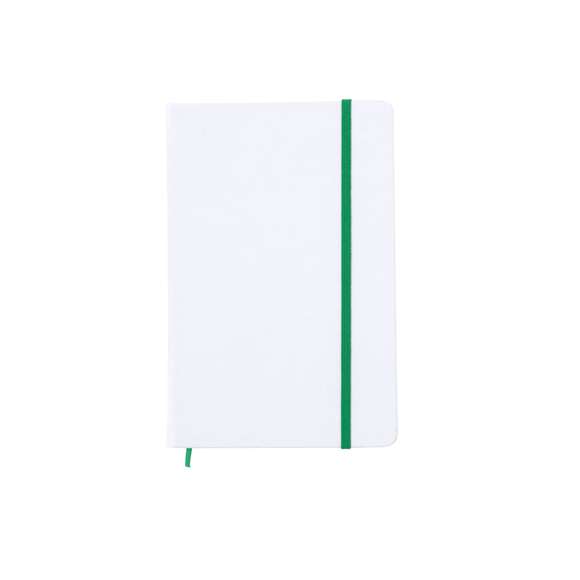 Bloc de notas con tapas rígidas elaboradas con RPET 600D. Con portada y contraportada en blanco, de 100 páginas en lisas, con banda elástica y marcapáginas en variados y vivos colores. Especialmente diseñado para marcaje a todo en sublimación. Con logotipo RPET en contraportada. Presentado en bolsa individual. El material RPET se elabora a partir de plástico reciclado, para así fomentar la reutilización de residuos plásticos y ayudar a la sostenibilidad del planeta.