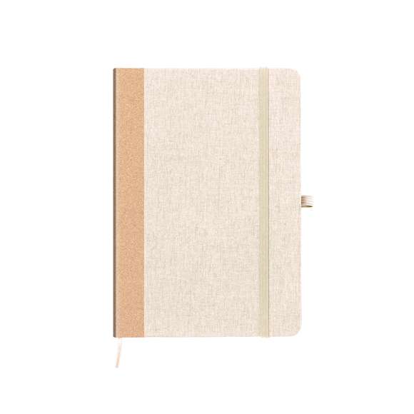 Bloc de notas con tapas rígidas fabricadas en RPET, con el lomo en corcho. Incluye interior con 80 hojas lisas, marcapáginas, elástico de cierre y soporte para bolígrafo a juego. logotipo RPET en contraportada y disponible en elegantes colores. Presentado en una bolsa individual de papel reciclado.El material RPET se elabora a partir de plástico reciclado, para así fomentar la reutilización de residuos plásticos y ayudar a la sostenibilidad del planeta.