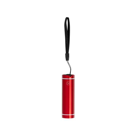 Resistente linterna fabricada en Aluminio Reciclado. Cuenta con 1 LED de alto poder de iluminación, un pulsador protegido con recubrimiento de goma y una cinta de transporte para mayor comodidad. Funciona con pilas: 3xAAA (no incluidas). Incluye logotipo Aluminio Reciclado en un lateral y está disponible en una variada gama de colores. Presentada en caja de diseño kraft.El Aluminio Reciclado es un material con posibilidades de reciclaje casi infinitas, sin perder sus propiedades originales y consumiendo menos energía en este proceso.Certificación GRS (Global Recycled Standard / Estándar de Reciclaje Global), que garantiza el origen reciclado del material usado para fabricar el producto.