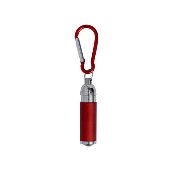 Llavero linterna con cuerpo fabricado en Aluminio Reciclado. Equipado con 1 LED de potencia, funciona con pilas de botón incluidas y cuenta con un enganche en forma de mosquetón del mismo color. Incluye logotipo Aluminio Reciclado en un lateral y está disponible en una variada gama de colores. Presentado en caja de diseño kraft.El Aluminio Reciclado es un material con posibilidades de reciclaje casi infinitas, sin perder sus propiedades originales y consumiendo menos energía en este proceso.Certificación GRS (Global Recycled Standard / Estándar de Reciclaje Global), que garantiza el origen reciclado del material usado para fabricar el producto.