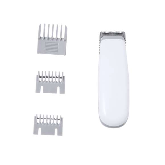 Práctica y compacta recortadora de pelo, ideal para cabeza, barba y resto del cuerpo. Fabricada en resistente ABS, con cuchillas cortadoras metálicas. Funcionamiento a pilas (1xAA no incluida), pudiendo usarse fácilmente en cualquier lugar. Además incluye 3 peines intercambiables, con varias longitudes de corte que oscilan entre los 2 y los 10 mm. Presentada en caja de diseño kraft, con manual de instrucciones disponible en español e inglés.