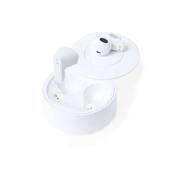 Auriculares intraurales fabricados con extractos de piedra natural en combinación con resistente ABS. Con conexión Bluetooth 5.3 y batería integrada de litio, con 30 mAh en cada auricular. De diseño ergonómico, con botón de control táctil en el auricular y función manos libres. Base de 250 mAh de capacidad e indicador LED de estado de carga, con cable de carga Tipo C incluido. Presentación en caja individual de diseño kraft, con manual de instrucciones en español e inglés.Fabricados con extractos de piedra natural, ayudando a la reducción del uso de plásticos, además de proporcionar un acabado suave y resistente.Las capacidades mostradas en todas nuestras baterías auxiliares externas son reales, incorporando todas ellas baterías de grado A y no recicladas, con una vida útil de al menos 500 ciclos de carga y según normativa CE.Además, están fabricados conforme a los estándares RoHS y en cumplimiento con los siguientes requisitos de seguridad:Sistema de protección contra sobrecarga del power bank.Sistema de protección contra descarga completa que proporciona una mayor durabilidad del power bank.Sistema de bloqueo para evitar cortocircuitos.Sistema de transferencia de carga constante, acorde con la capacidad del dispositivo de destino.