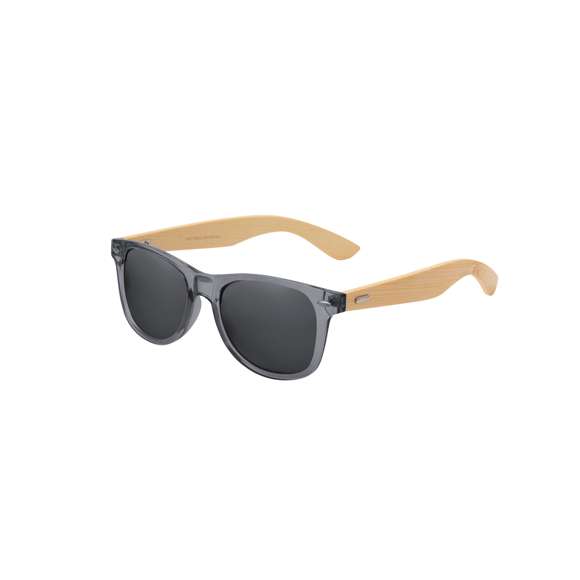 Gafas de sol fabricadas en bambú con protección UV400. Montura de colores a juego con los cristales en resistente material PC y patillas en bambú. Lentes AC (acetato de celulosa) acabado espejo de color, disponibles en variada gama de colores en combinación con la montura. Presentada en bolsa individual diseño eco.Materiales como el bambú fomentan la utilización de materias primas naturales, reduciendo las emisiones contaminantes. Proviene de una planta de gran resistencia y versatilidad, con crecimiento y regeneración rápidos, siendo una excelente alternativa al uso de madera tradicional.