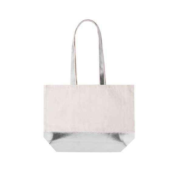 Bolsa en material 100% algodón reciclado de 220 g/m2 en combinación con polipiel metalizada. Con fuelle y asas largas de 70cm, disponibles en dorado, plateado y oro rosa, con base a juego. Resistencia hasta 8 kg de peso.