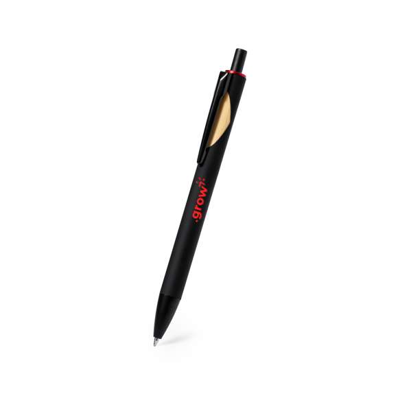 Bolígrafo de mecanismo pulsador con cuerpo de acabado sólido en color negro y detalle superior en variada gama de colores. Clip metálico en color negro con detalle en bambú. Especialmente diseñado para marcaje en láser y con un recubrimiento exterior especial para que tu publicidad quede perfectamente grabada y a juego. En tinta azul. Presentado en bolsa individual reciclada.Materiales como el bambú fomentan la utilización de materias primas naturales, reduciendo las emisiones contaminantes. Proviene de una planta de gran resistencia y versatilidad, con crecimiento y regeneración rápidos, siendo una excelente alternativa al uso de madera tradicional.