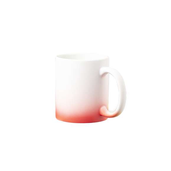 Taza de cerámica con 350 ml de capacidad y acabado mate. Especialmente diseñada para marcaje en sublimación. Disponible en diversos y llamativos colores degradados a blanco. Presentada en caja individual kraft.