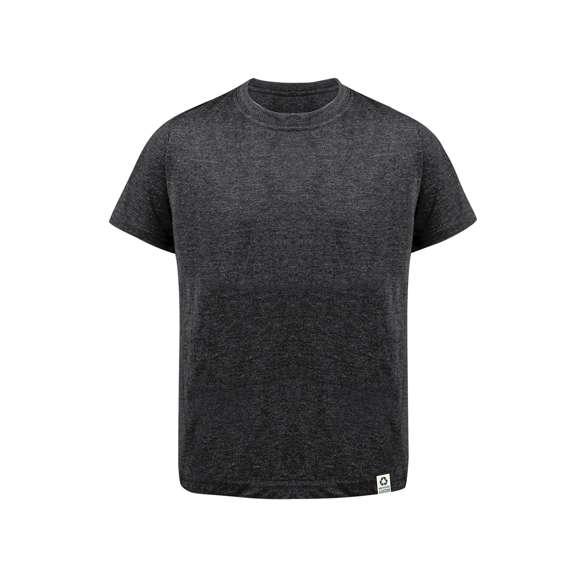 Camiseta para niño fabricada en material 60% algodón reciclado en combinación con RPET, tejido Single Jersey de 150g/m2. Disponible en variada gama de colores, con logotipo reciclado en etiqueta y en tallas 4-5, 6-8, 10-12.El material RPET se elabora a partir de plástico reciclado, para así fomentar la reutilización de residuos plásticos y ayudar a la sostenibilidad del planeta.