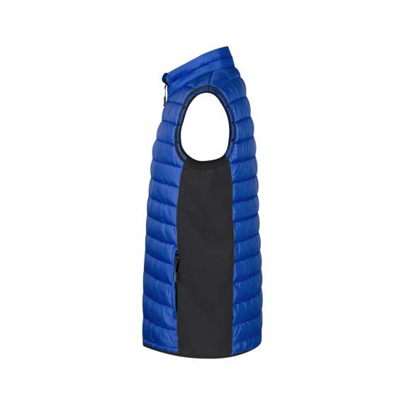 Chaleco resistente al viento y al agua, en cálida combinación de materiales soft shell y poliéster, con interior acolchado. De elegante construcción y en variada gama de colores, con detalles y laterales en negro. Cierre de cremallera y bolsillos laterales de cremallera, con tiradores para fácil apertura. Disponible en tallas S, M, L, XL, XXL.