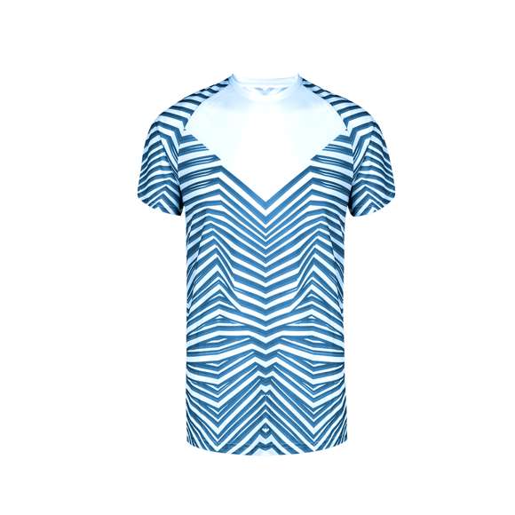Camiseta técnica para adulto en poliéster de 135g/m2, transpirable y de suave tacto. Con innovador estampado a rayas y una zona lisa en el pecho para personalización. Con manga ranglán y cuello redondo. Disponible en variada gama de colores y en tallas XS, S, M, L, XL, XXL.