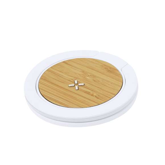 Lámpara multifunción fabricada en bambú. Con cargador inalámbrico de 15W integrado y 27 LEDs en un aro plegable que también hace de soporte. Compatible con dispositivos móviles de carga inalámbrica y con cable cargador Tipo C incluido, y presentada en una atractiva caja de diseño kraft. Disponible manual de instrucciones en español e inglés.Materiales como el bambú fomentan la utilización de materias primas naturales, reduciendo las emisiones contaminantes. Proviene de una planta de gran resistencia y versatilidad, con crecimiento y regeneración rápidos, siendo una excelente alternativa al uso de madera tradicional.Fabricada conforme a los estándares RoHS y en cumplimiento con los siguientes requisitos de seguridad:Sistema de protección contra sobrecalentamiento.Sistema de protección contra sobrecarga.Sistema de bloqueo para evitar cortocircuitos.