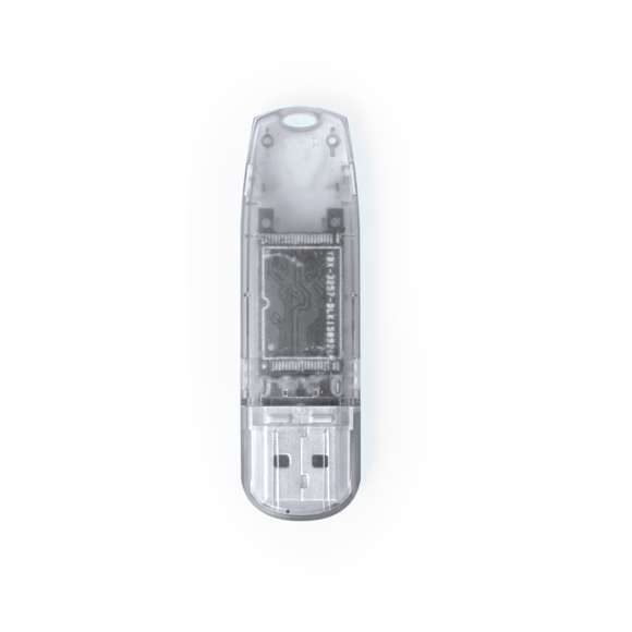 Memoria USB de 16GB de capacidad, fabricada en resistente ABS de acabado translúcido. Disponible en diferentes y atractivos colores, y presentada en caja individual de cartón kraft.