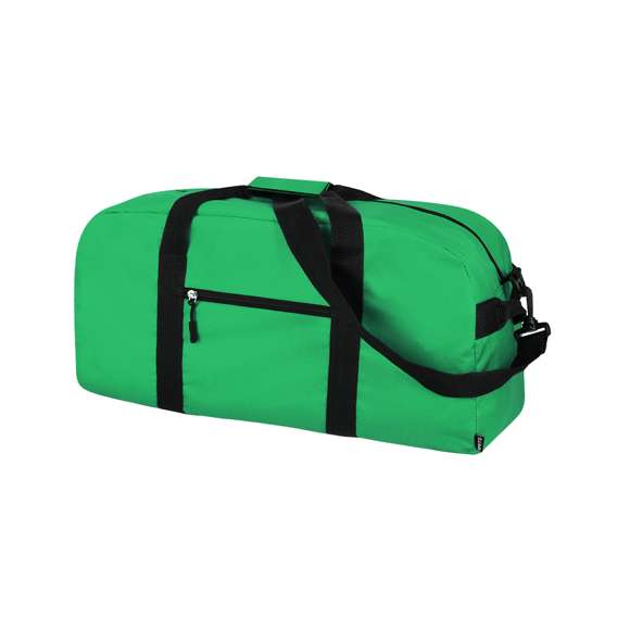Bolso fabricado en resistente poliéster RPET 600D. Compartimento principal con cierre de cremallera de doble tirador y bolsillo exterior con cierre de cremallera con tirador. Con sas reforzadas alrededor del cuerpo en color negro y empuñadura acolchada a color. Incluye asa de transporte en lateral y cinta bandolera ajustable de doble anclaje de mosquetón. El material RPET se elabora a partir de plástico reciclado, para así fomentar la reutilización de residuos plásticos y ayudar a la sostenibilidad del planeta.