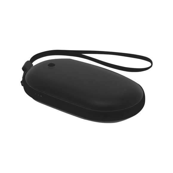 Batería auxiliar externa con función Calienta Manos. Fabricada en aluminio. Dispone de botón frontal ON/OFF que desprende un agradable calor, con 3 modos de intensidad. Incluye cinta para muñeca y 3 indicadores de nivel de carga. De 4000mAh. Con conexión de entrada y salida Tipo C -cable incluido- y salida USB para cargar cualquier dispositivo. Tipo C Entrada/Salida: 5V DC 2.4A1 Salida USB: 5V DC 2.4ALas capacidades mostradas en todas nuestras baterías auxiliares externas son reales, incorporando todas ellas baterías de grado A y no recicladas, con una vida útil de al menos 500 ciclos de carga y según normativa CE. Además, están fabricadas conforme a los estándares RoHS y en cumplimiento con los siguientes requisitos de seguridad:Sistema de protección contra sobrecarga del power bank. Sistema de protección contra descarga completa que proporciona una mayor durabilidad del power bank. Sistema de bloqueo para evitar cortocircuitos. Sistema de transferencia de carga constante, acorde con la capacidad del dispositivo de destino.