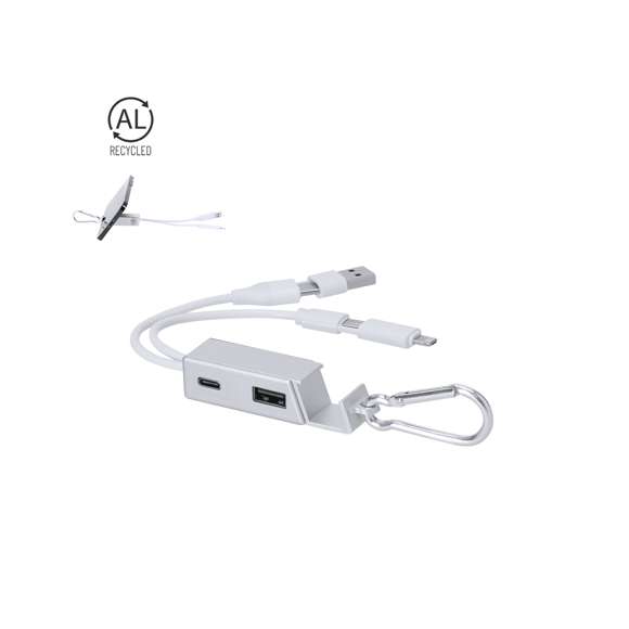 Puerto USB cargador con soporte fabricado en Aluminio Reciclado. Incluye dos conexiones output dual Tipo C/USB y tipo C/Lightning, y dos conexiones input tipo C y USB.Con mosquetón para fácil transporte.Con distintivo de Aluminio Reciclado. El aluminio reciclado es un material con posibilidades de reciclaje casi infinitas, sin perder sus propiedades originales y consumiendo menos energía en este proceso.Certificación GRS (Global Recycled Standard / Estándar de Reciclaje Global), que garantiza el origen reciclado del material usado para fabricar el producto.