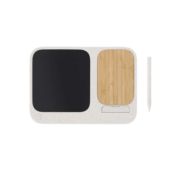 Cargador inalámbrico de 15W con pizarra digital integrada, fabricado en caña de trigo y bambú. Con función de soporte para smartphone compatible con dispositivos equipados con tecnología de carga inalámbrica Qi e indicador de estado de carga. Cuenta con pizarra tablet LCD de 6 pulgadas e incluye lápiz , botón de borrado y bloqueo anti borrado. Materiales como el bambú fomentan la utilización de materias primas naturales reduciendo las emisiones contaminantes. Además, el bambú proviene de una planta de gran resistencia y versatilidad, con crecimiento y regeneración rápida, siendo una excelente alternativa al uso de madera tradicional.La caña de trigo fomenta la utilización de materias primas naturales, reduciendo así las emisiones contaminantes.Fabricado conforme a los estándares RoHS y en cumplimiento con los siguientes requisitos de seguridad:Sistema de protección contra sobrecalentamiento. Sistema de protección contra sobrecarga. Sistema de bloqueo para evitar cortocircuitos.