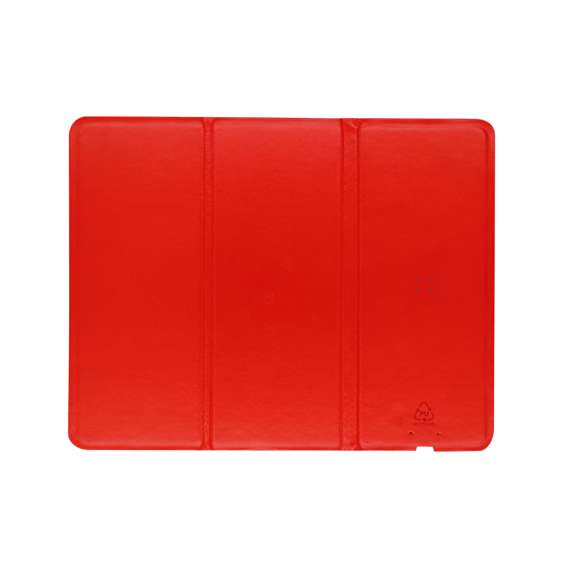 Alfombrilla plegable fabricada en suave PU Reciclada. Con cargador inalámbrico integrado de 10W. Compatible con dispositivos equipados con tecnología de carga inalámbrica. Base antideslizante y soporte multiposición para smartphone. Disponible en variados colores lisos. Con distintivo PU reciclado.La PU reciclada destaca por su resistencia y elasticidad. Este material reciclado y reciclable es una opción sostenible que rescata las fibras desechadas en los procesos de fabricación, minimizando así el desperdicio de material y contribuyendo a su vez a reducir el impacto ambiental, manteniendo a la vez sus propiedades originales.Fabricado conforme a los estándares RoHS y en cumplimiento con los siguientes requisitos de seguridad:Sistema de protección contra sobrecalentamiento. Sistema de protección contra sobrecarga. Sistema de bloqueo para evitar cortocircuitos.
