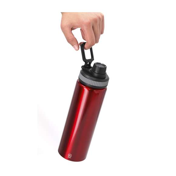 Bidón de Aluminio Reciclado con 800 ml de capacidad. Incluye tapadera color negro con sistema de cierre a rosca, agarre de silicona gris para un óptimo sellado, dosificador y asa para transporte ajustable. Incluye distintivo Aluminio Reciclado.El aluminio reciclado es un material con posibilidades de reciclaje casi infinitas, sin perder sus propiedades originales y consumiendo menos energía en este proceso.Certificación GRS (Global Recycled Standard / Estándar de Reciclaje Global), que garantiza el origen reciclado del material usado para fabricar el producto.