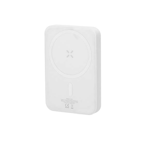 Batería auxiliar externa de 5.000 mAh con carga inalámbrica de 5W con fijación magnética Magsafe, permitiendo usar el dispositivo mientras se está cargando. Fabricada en ABS y acabado gomoso. Compatible con dispositivos equipados con tecnología de carga inalámbrica Qi.Las capacidades mostradas en todas nuestras baterías auxiliares externas son reales, incorporando todas ellas baterías de grado A y no recicladas, con una vida útil de al menos 500 ciclos de carga y según normativa CE. Además, están fabricadas conforme a los estándares RoHS y en cumplimiento con los siguientes requisitos de seguridad:Sistema de protección contra sobrecarga del power bank. Sistema de protección contra descarga completa que proporciona una mayor durabilidad del power bank. Sistema de bloqueo para evitar cortocircuitos. Sistema de transferencia de carga constante, acorde con la capacidad del dispositivo de destino.