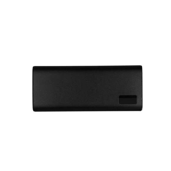 Batería auxiliar externa de gran capacidad de carga -10.000 mAh- fabricado en Aluminio Reciclado con acabado cromado. Con salidas 2 USB y Tipo C dual para cargar tres dispositivos simultáneamente y 1 conexión para entrada Tipo C -cable incluido-. Con pantalla display de estado de carga. Extremos en color negro con cuerpo en variados colores. El aluminio reciclado es un material con posibilidades de reciclaje casi infinitas, sin perder sus propiedades originales y consumiendo menos energía en este proceso.Certificación GRS (Global Recycled Standard / Estándar de Reciclaje Global), que garantiza el origen reciclado del material usado para fabricar el producto.Las capacidades mostradas en todas nuestras baterías auxiliares externas son reales, incorporando todas ellas baterías de grado A y no recicladas, con una vida útil de al menos 500 ciclos de carga y según normativa CE.Además, están fabricadas conforme a los estándares RoHS y en cumplimiento con los siguientes requisitos de seguridad:Sistema de protección contra sobrecarga del power bank. Sistema de protección contra descarga completa que proporciona una mayor durabilidad del power bank. Sistema de bloqueo para evitar cortocircuitos. Sistema de transferencia de carga constante, acorde con la capacidad del dispositivo de destino.
