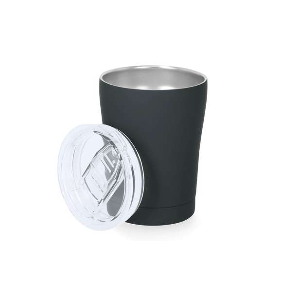 Vaso térmico fabricado en acero inox de doble pared y 350 ml de capacidad. Exterior en acabado caucho de acabado mate, especialmente diseñado para marcaje láser. Incluye tapa de cierre a presión transparente, con dosificador y de fácil apertura, libre de BPA. Es ideal para tener en tu escritorio, mesa o en cualquier superficie donde disfrutar tranquilamente de tu bebida favorita.