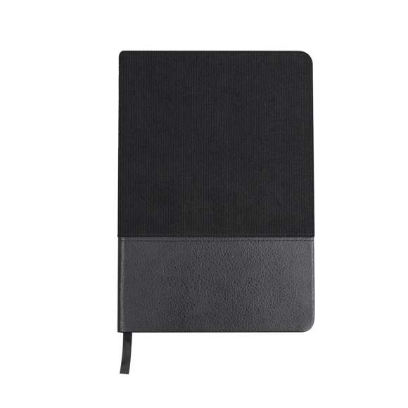Bloc de notas A5 en suave pana de poliéster y PU Reciclado. Incluye con 80 hojas en color crema, de disposición a una raya y con marcapáginas a juego. Logotipo PU Reciclada en contraportada. La PU Reciclada destaca por su resistencia y elasticidad. Este material reciclado y reciclable es una opción sostenible que rescata las fibras desechadas en los procesos de fabricación, minimizando así el desperdicio de material y contribuyendo a su vez a reducir el impacto ambiental, manteniendo a la vez sus propiedades originales.