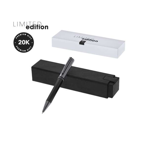 Bolígrafo de la más alta gama, colección Limited Edition. Un complemento moderno, funcional de gran belleza que sobrepasa todas las expectativas. Caracterizado por su elegante y minimalista diseño, así como su calidad premium en resistente y duradero acero inox, en perfecta sintonía con el aluminio. Sofisticado sistema de apertura giratoria, con empuñadura de diseño hexagonal en colores metalizados mate y parte superior cilíndrica de sofisticado color antracita brillo con clip metálico, recargable y tinta azul. De la perfecta combinación entre exclusividad y diseño, nace Limited Edition, una colección especial de ideas promocionales de edidición limitada. Un nuevo concepto, inspirado en la fusión de artículos premium con las últimas y más novedosas tendencias y que cuenta con una seleción limitada de unidades, convirtiendo así un regalo en una experiencia única e inolvidable.Exclusivo estuche de presentación Limited Edition, con diseño protegido por derechos de propiedad industrial.Incluida tarjeta con descripción de Limited Edition en Cartón Reciclado.