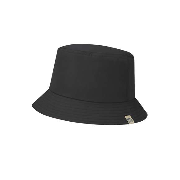 Gorro estilo Bob con Protección Solar UPF50+  fabricado en RPET. Su sistema de protección solar UPF50+, bloquea hasta el 98% de los rayos UV, proporcionando una barrera eficaz contra los daños solares y garantizando la seguridad de tu piel durante exposiciones prolongadas.Su diseño incluye tejido transpirable,  suave forro interior para mayor comodidad y cinta ajustable interior que garantiza un ajuste preciso y seguro.