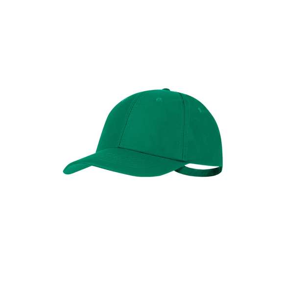 Gorra deportiva de 5 paneles en poliéster RPET con protección UV50. Ajustable cierre de hebilla metálica y orificios de ventilación bordados. Con logotipo de RPET y UV en etiqueta.El material RPET se elabora a partir de plástico reciclado, para así fomentar la reutilización de residuos plásticos y ayudar a la sostenibilidad del planeta.