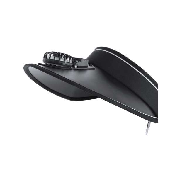 Visera con Ventilador Recargable y Ajustable. Incorpora un ventilador integrado en la visera, con 3 velocidades ajustables y posición orientable, proporcionando una ventilación personalizada y efectiva. Con interior acolchado para mayor confort, cinta elástica ajustable y cierre fabricado en PP que garantiza un ajuste perfecto. Incluye cordón de transporte con accesorio de ajuste para facilitar su uso y transporte y batería recargable con micro USB de 150 mAh.