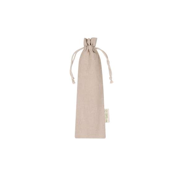 Funda fabricada en Algodón Reciclado de 150g/m2. Diseñada con cierre de cuerdas para un uso práctico y seguro. Su tamaño y formato la hacen ideal para presentar regalos como abanicos.Disponible certificación GRS (Global Recycled Standard / Estándar de Reciclaje Global), que garantiza el origen reciclado del material usado para fabricar el producto.