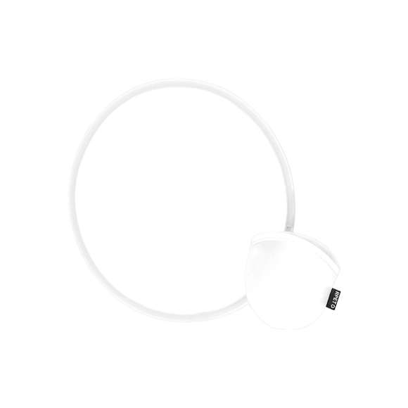 Frisbee plegable fabricado en RPET 190T,. Con funda individual a juego y sencillo sistema de plegado para tamaño compacto.El material RPET se elabora a partir de plástico reciclado, para así fomentar la reutilización de residuos plásticos y ayudar a la sostenibilidad del planeta.