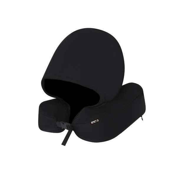 Almohadilla  fabricada en suave tejido de RPET, con un esponjoso relleno adaptable. Con capucha para mayor calidez y equipada con accesorio de ajuste personalizado, asa de transporte y funda de almacenamiento. Incluye distintivo de RPET en etiqueta.El material RPET se elabora a partir de plástico reciclado, para así fomentar la reutilización de residuos plásticos y ayudar a la sostenibilidad del planeta.