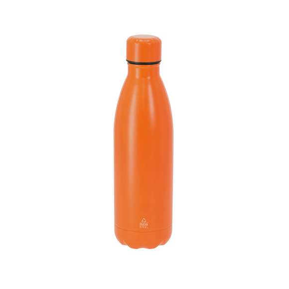 Bidón térmico de 790 ml de capacidad, fabricado en  Acero Inox Reciclado. Con acabado mate.Incluye distintivo de acero inoxidable reciclado.El acero es uno de los materiales más demandados y que puede encontrarse casi en todas partes, desde productos de uso diario a grandes construcciones. Con innumerables propiedades, entre las que cabe destacar la durabilidad y su alto grado de reutilización, convirtiéndolo en una alternativa muy valorada en soluciones de sostenibilidad. Debidamente tratado, permite obtener nuevos recursos de infinita utilización.