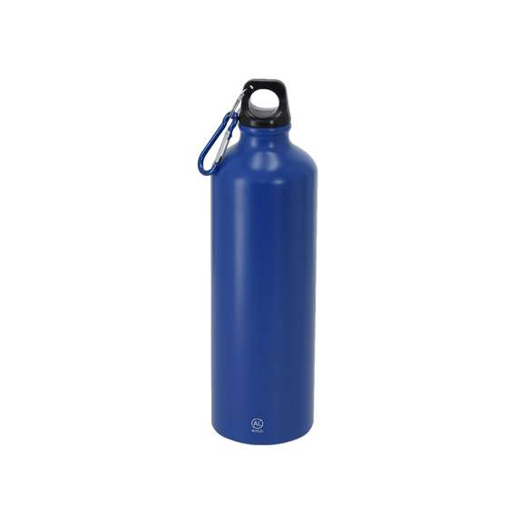 Bidón de 800 ml de capacidad. Fabricado en resistente y sostenible aluminio reciclado. Con tapón a rosca negro y mosquetón a juego para un sencillo transporte. Cuerpo de acabado esmerilado. Libre de BPA. Incluye distintivo Aluminio Reciclado.El aluminio reciclado es un material con posibilidades de reciclaje casi infinitas, sin perder sus propiedades originales y consumiendo menos energía en este proceso.